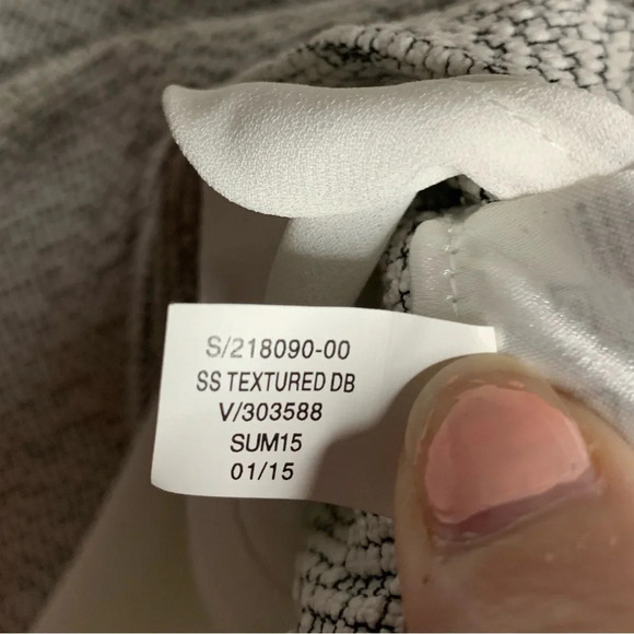 Banana Republic Textured Top - Picture 6 of 6